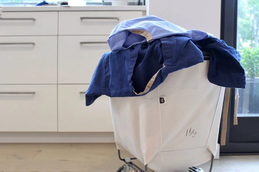 how-to-wash-medical-scrubs-2146294-hero-2ab999df83224fc5ac223799b08153b5.jpeg